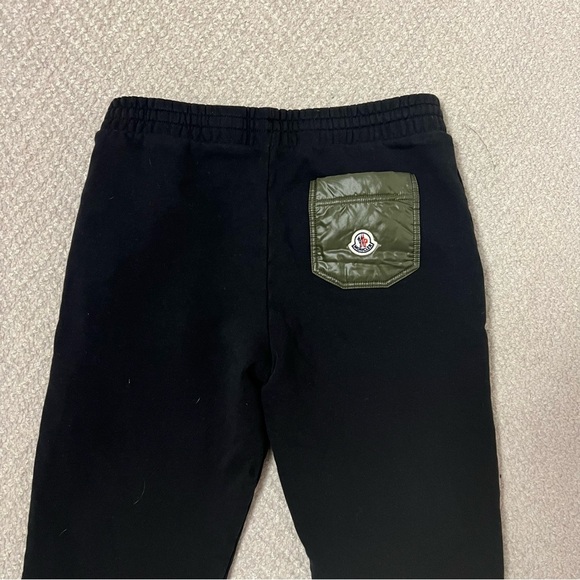 Moncler Sweatpants - Picture 7 of 7